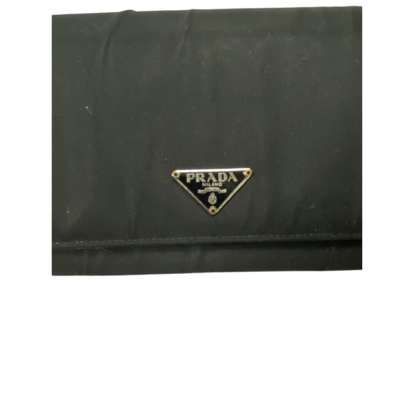 Prada Classic Black Bifold Wallet - Picture 4 of 8
